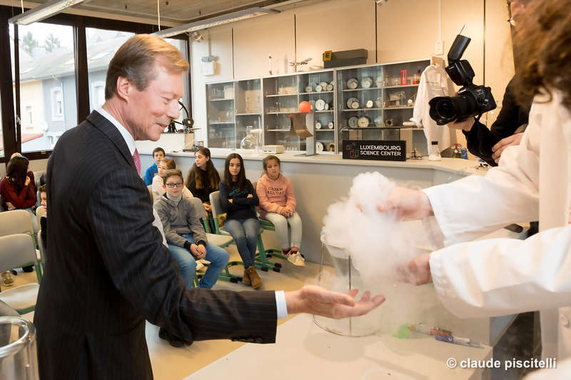 1072_visite_sar_le_grand-duc_science_center_37986112465_o