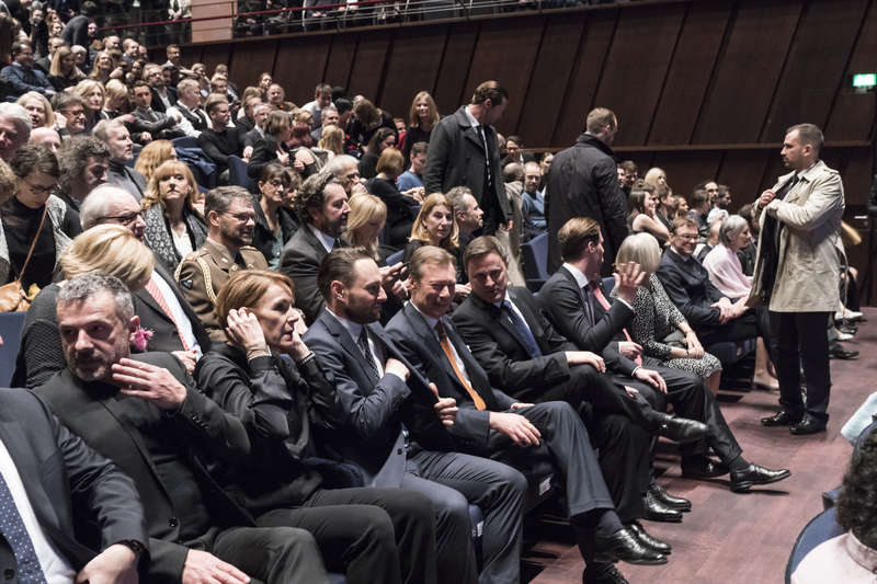 «White Fang» - «Croc Blanc»-8