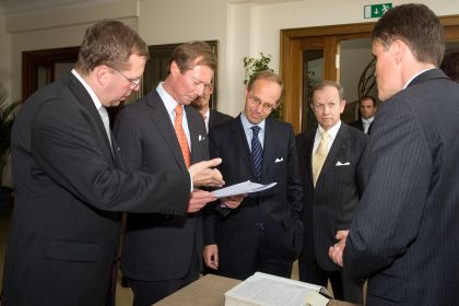 Visite auprès de l’Administration de l’enregistrement et des domaines