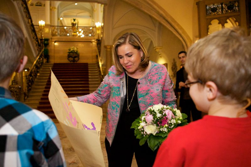 Des enfants hospitalisés de la Kannerklinik visitent le Palais grand-ducal
