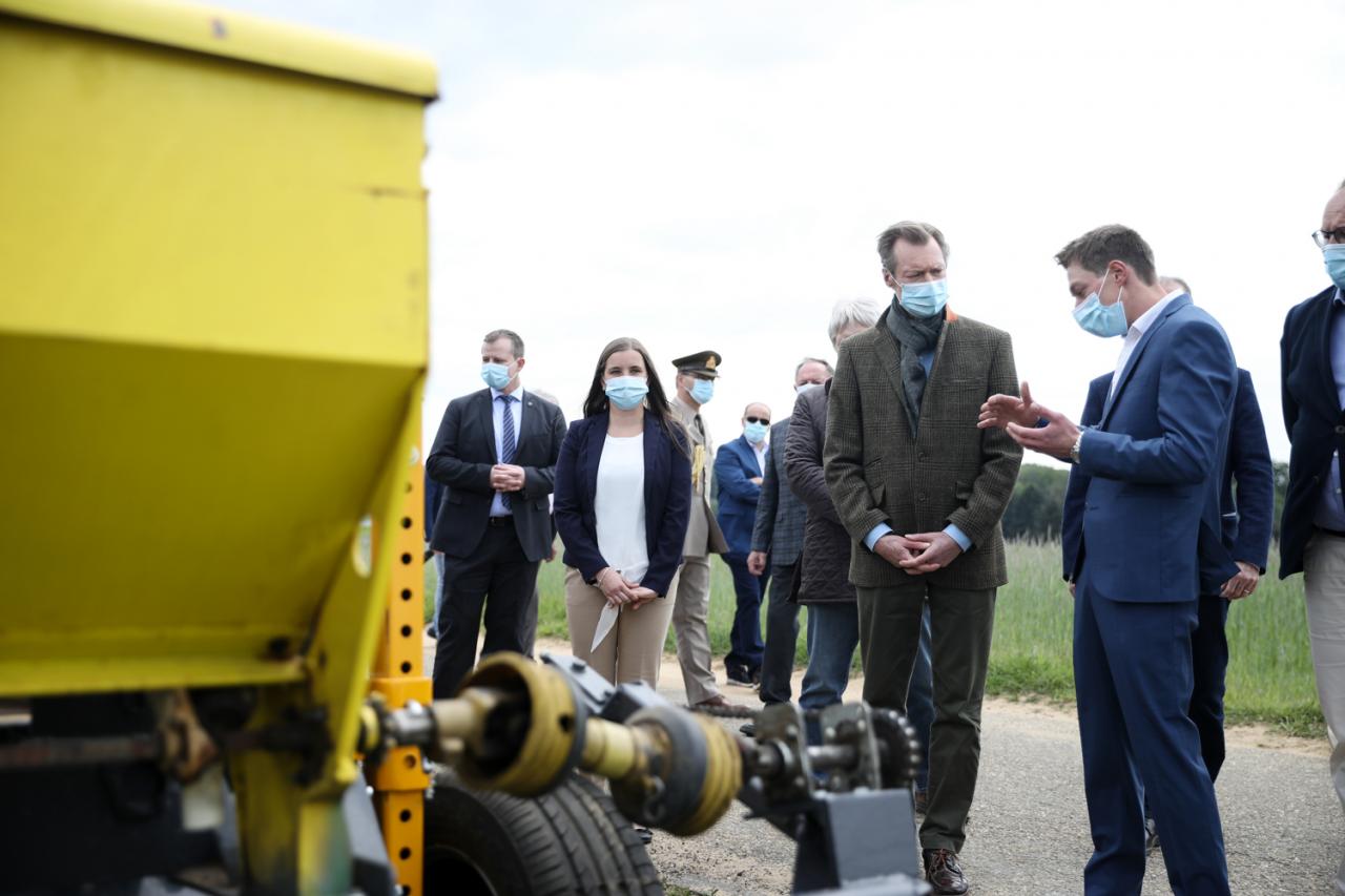 Le Grand-Duc a visité l’exploitation agricole « Sonnebierg »