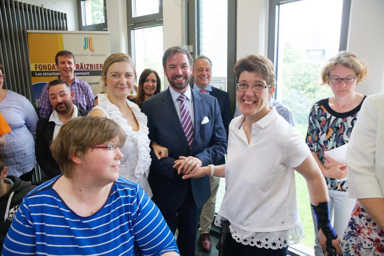 Le Couple héritier lors d'une visite de la Fondation Kräizbierg