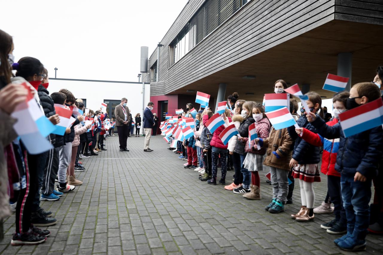 Le Prince héritier a visité la St Georges International School