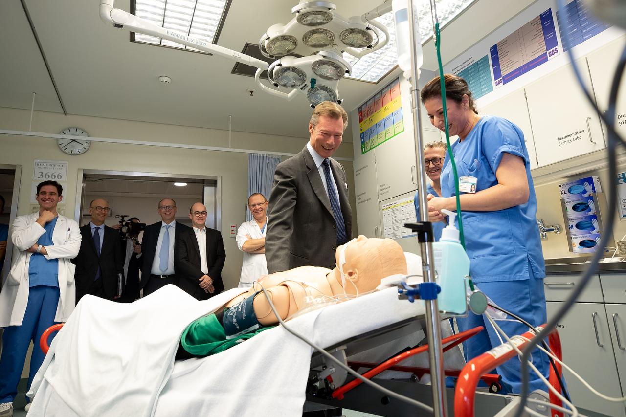 Le Grand-Duc a visité le groupe urologique de l’Hôpital Kirchberg