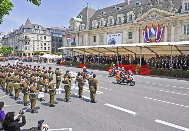 Fête Nationale: Te Deum et parade militaire