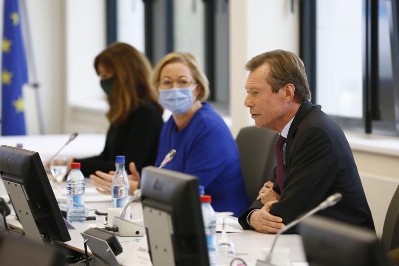 Le Grand-Duc a visité la Direction générale de la santé et de la sécurité alimentaire de la Commission européenne.