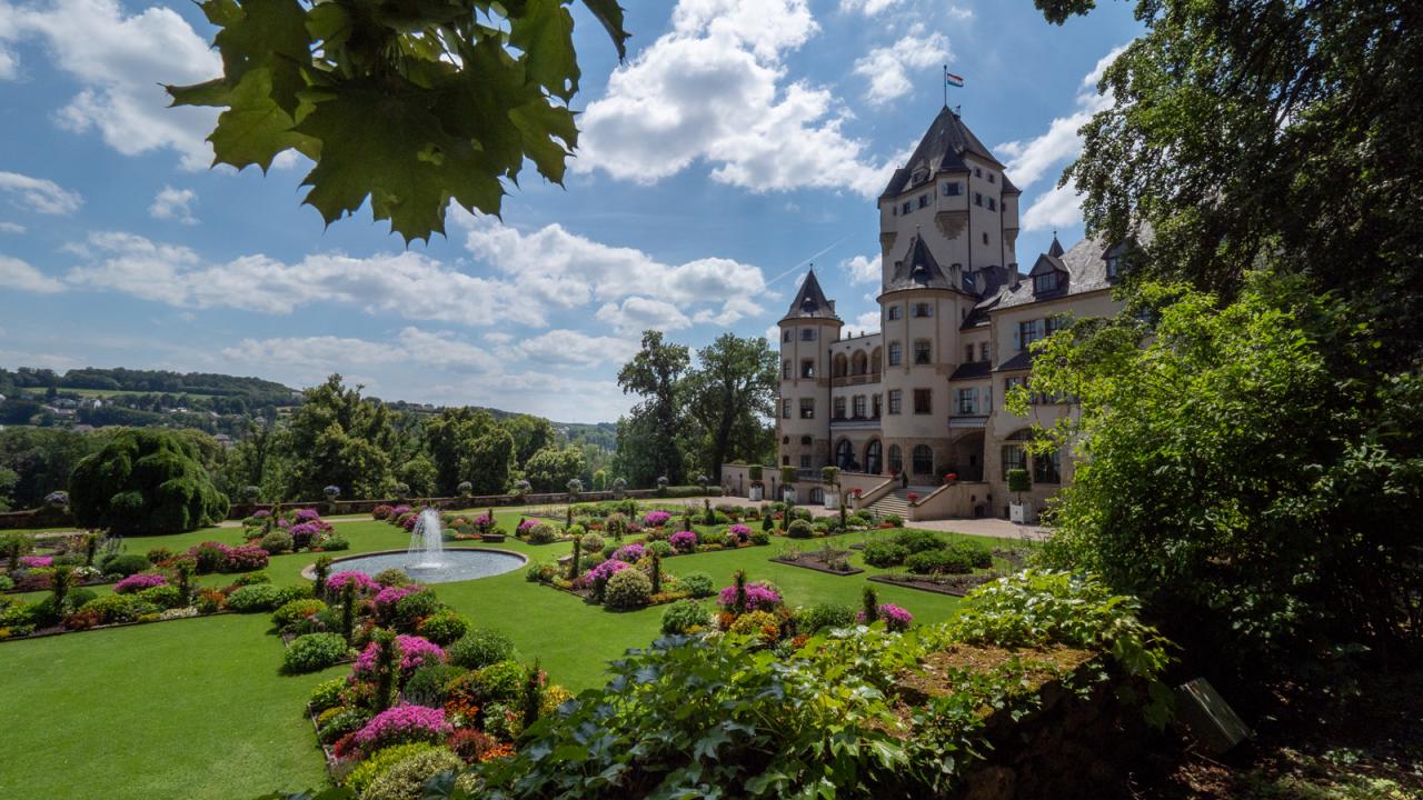 Photo du Château de Berg, vue du jardin