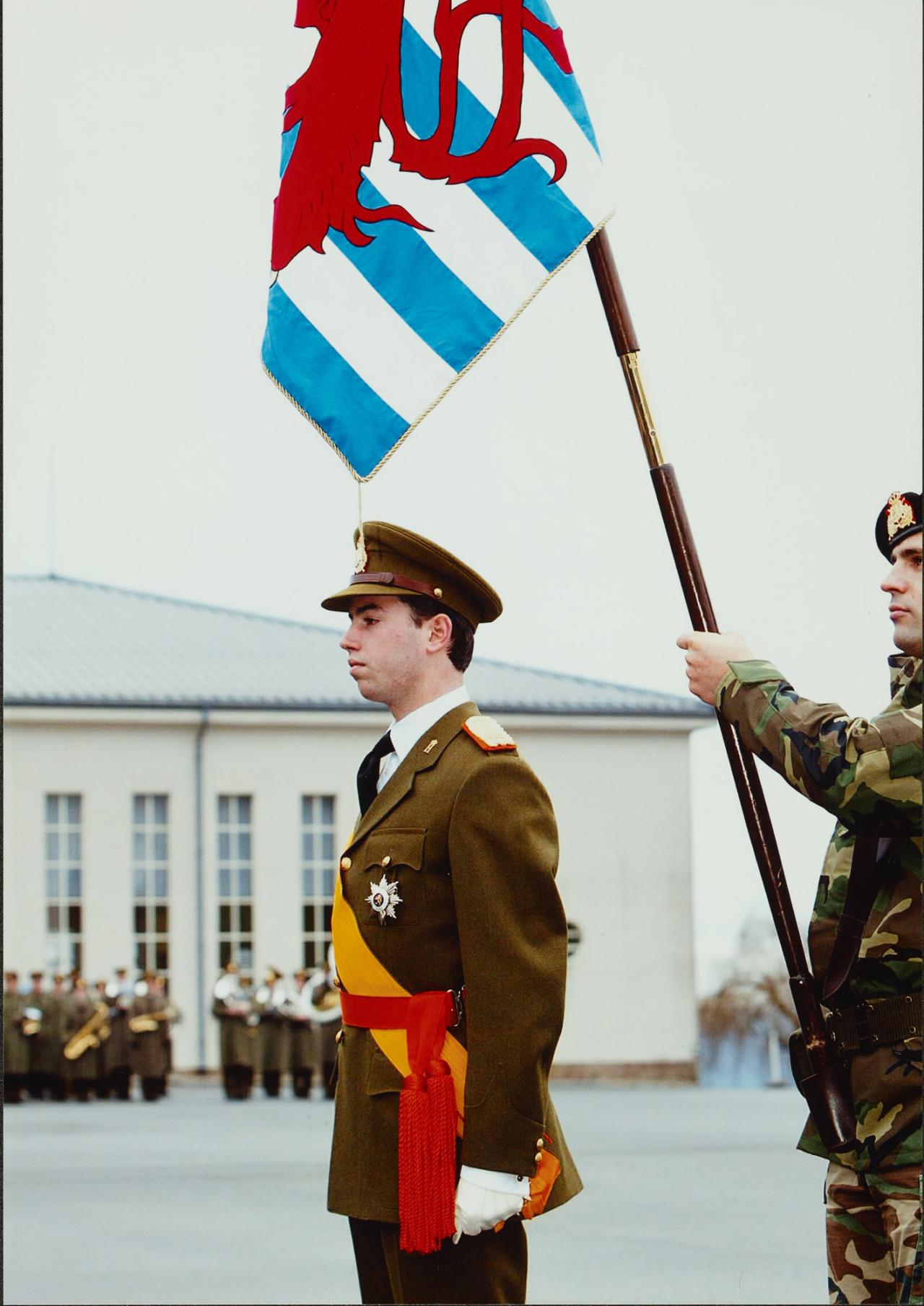 Assermentation du Prince Guillaume - Officier armée luxembourgeoise