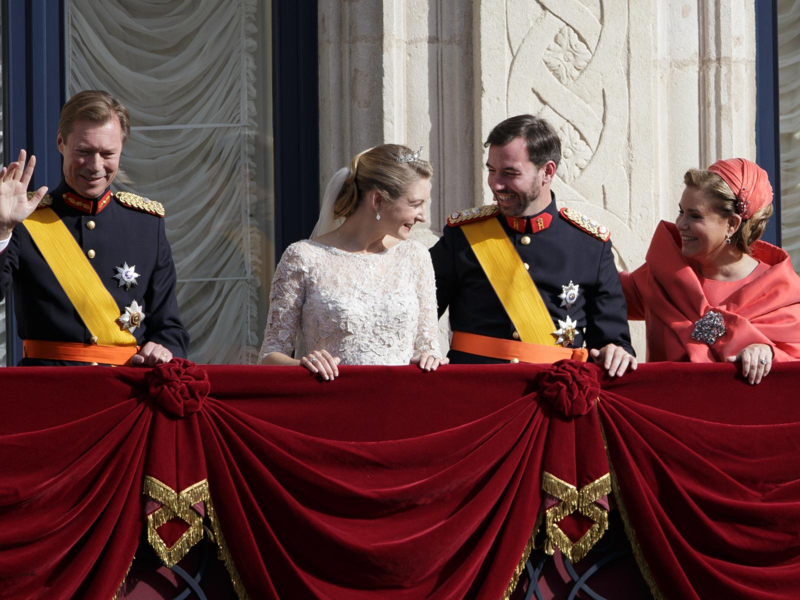 Das großherzogliche Paar und das Prinzenpaar nach der kirchlichen Trauung