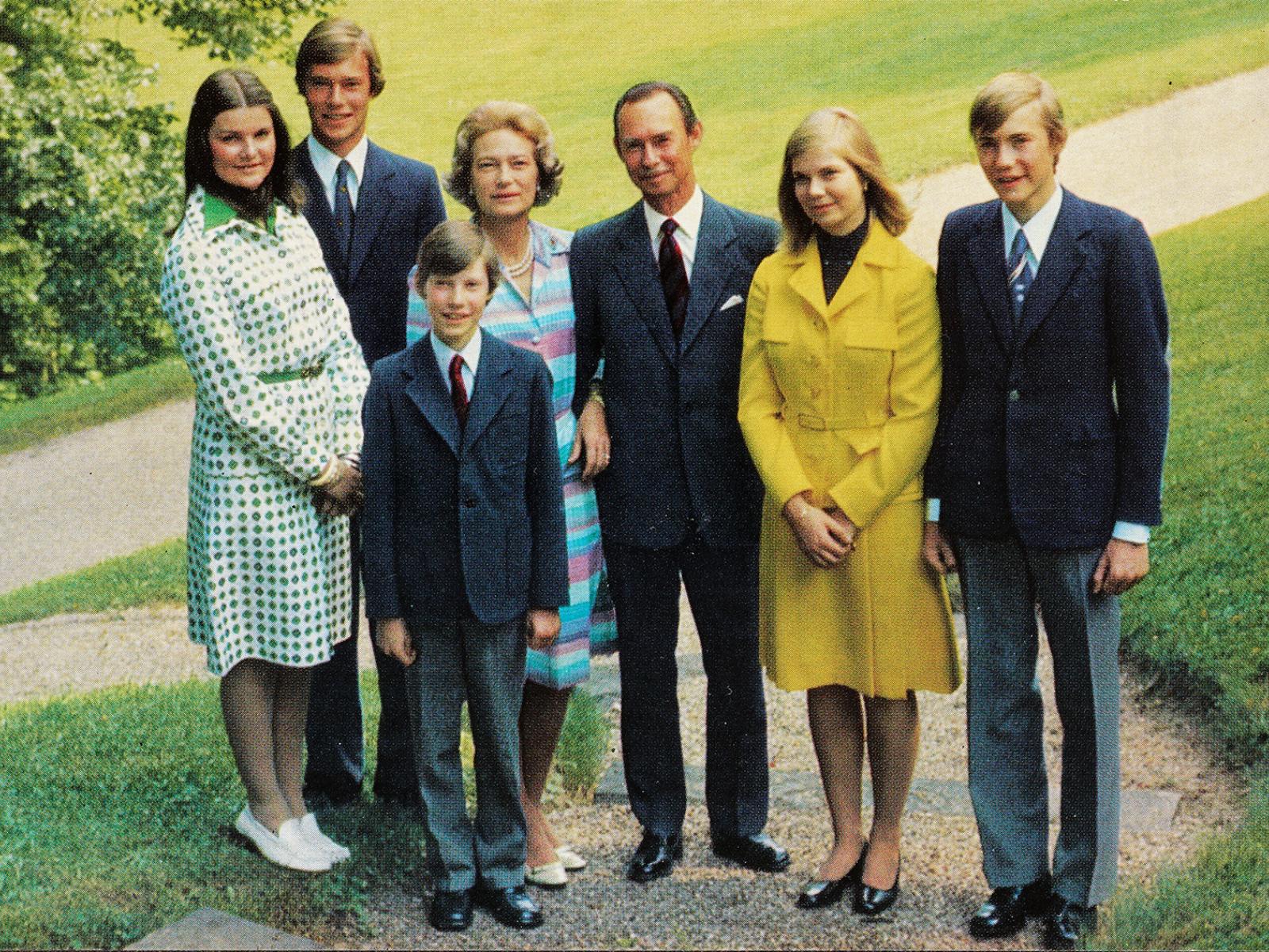 Grand Duke Henri with his parents, sisters and brothers
