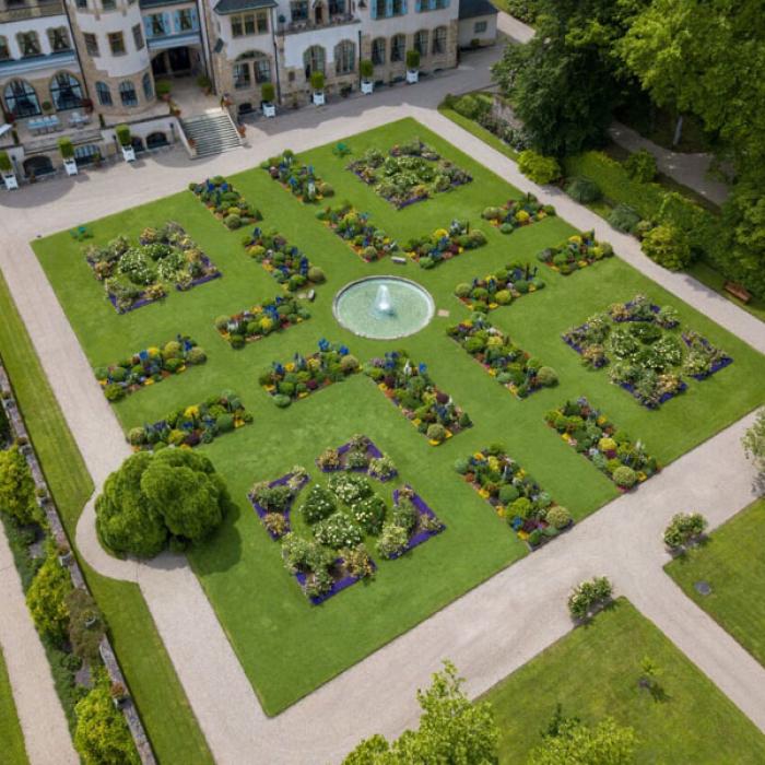 Aerial view of the Berg Castle gardens